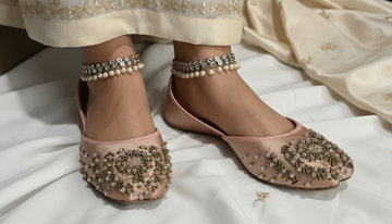Moti Bunch – Baby Pink Khussa